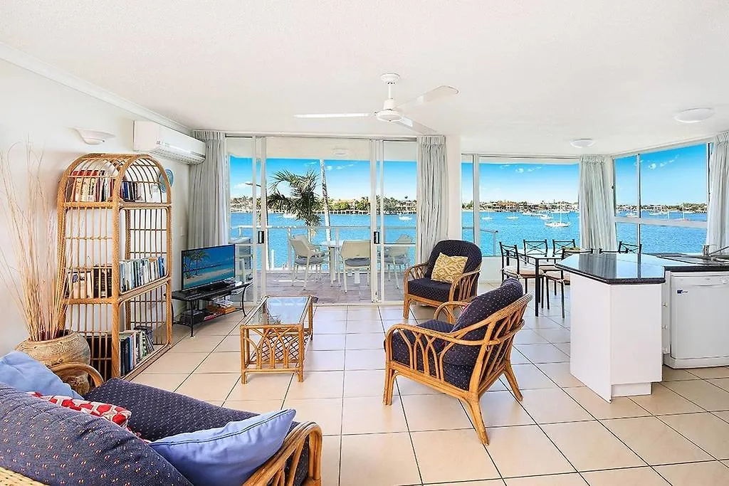 Amazing Waterfront Views Sunshine Coast!!! H330 Appartement 0*,  Australië